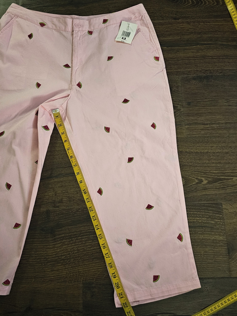Kim Rogers Women's Pink w/Watermelon Embroidered Accent Cotton Capri Pants 16 P - Picture 5 of 7